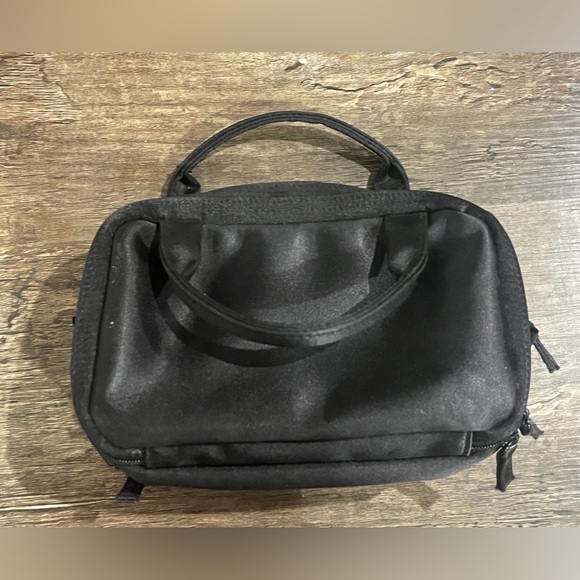 Saks Fifth Ave Cosmetic Bag - Picture 4 of 8